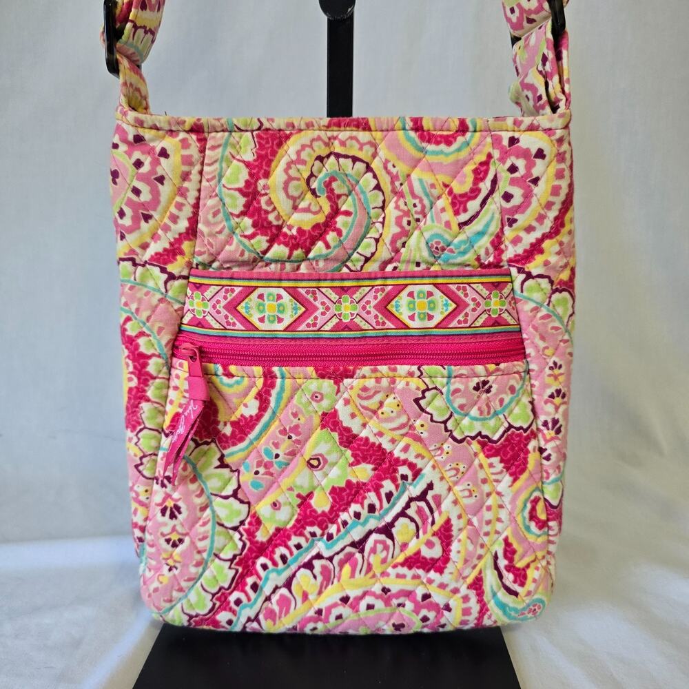 Vera Bradley Hipster Crossbody Bag Capri Melon Pattern 9" x 1.5" x 11"